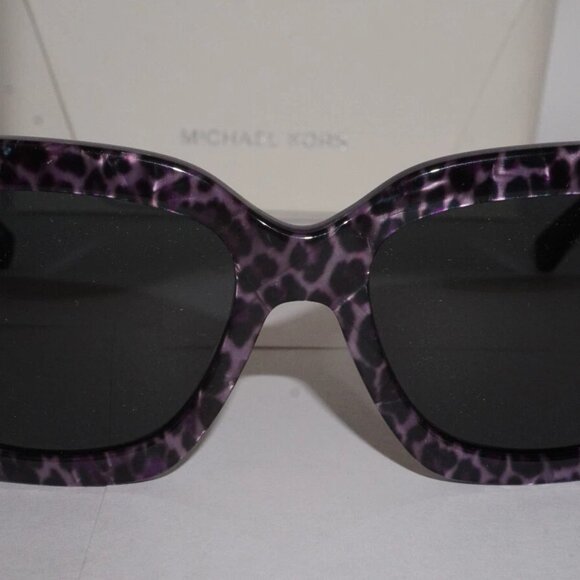 Michael Kors New Sunglasses BERSHIRES Black MK2102 365587 54  display picture 3